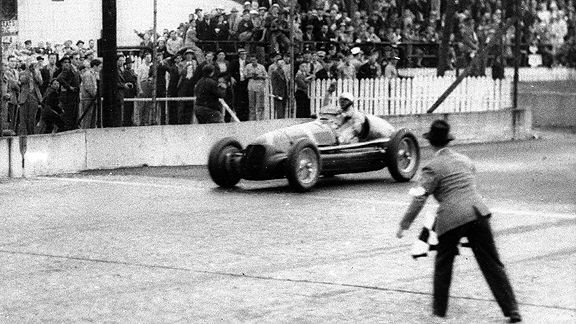 Vintage Indy 500 photo from the Associated Press